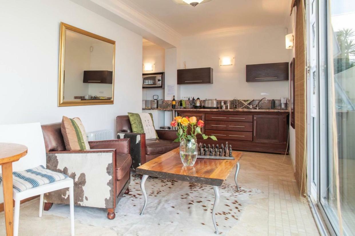 Bantry Beach Luxury Suites Ciudad del Cabo Exterior foto