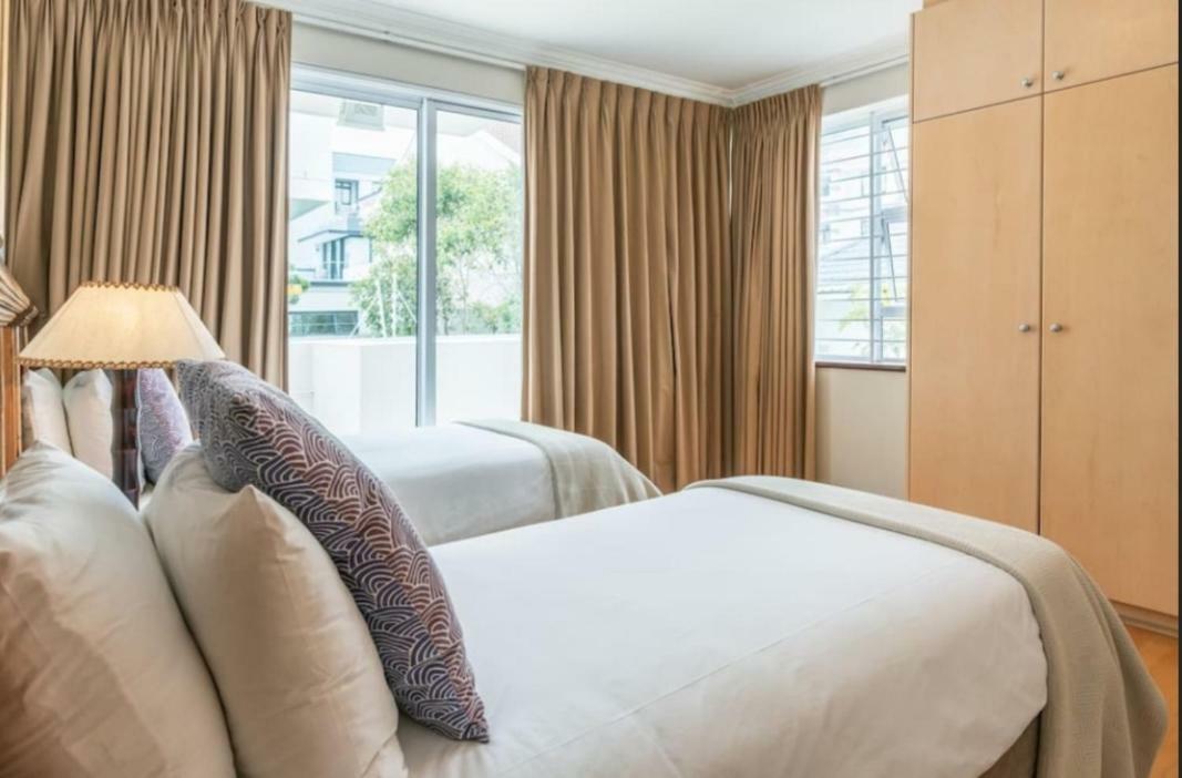 Bantry Beach Luxury Suites Ciudad del Cabo Exterior foto